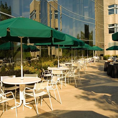 Oak Ridge Hotel Chaska Exterior photo